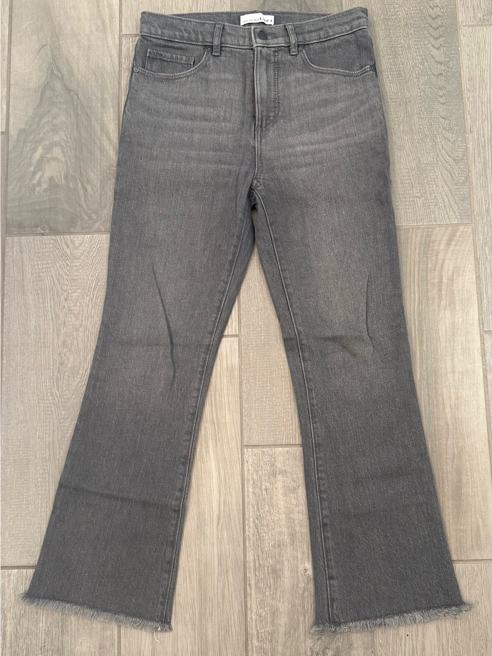 LOFT Women's Kick Crop Jeans in Washed Black, size 0